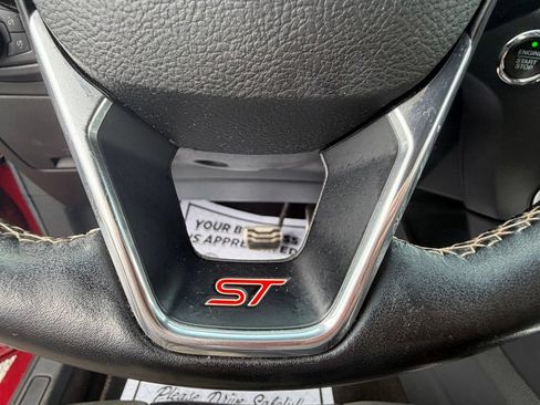 Used 2019 Ford Edge ST w/ Equipment Group 401A AWD/4WD image 41