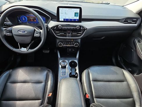 Used 2022 Ford Escape SEL w/ Technology Package FWD image 11