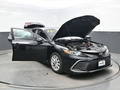 Used 2023 Toyota Camry LE FWD image 41