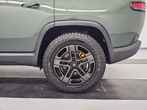 Used 2023 Rivian R1S Adventure image 10