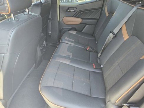 Used 2023 GMC Canyon AT4 image 12