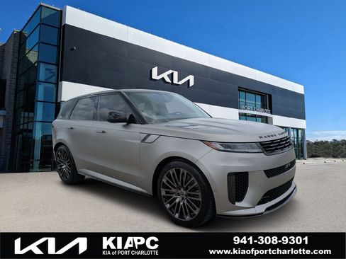 Used 2024 Land Rover Range Rover Sport AWD/4WD image 1