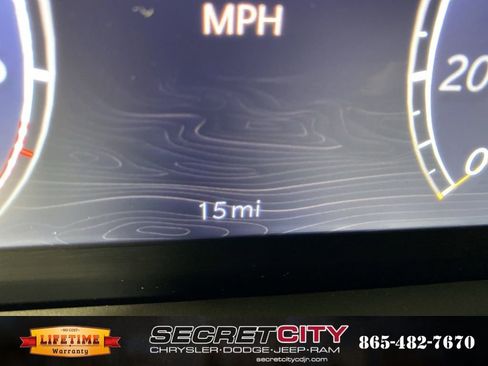 New 2026 Jeep Grand Cherokee Altitude image 18