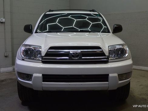 Used 2005 Toyota 4Runner SR5 RWD image 10