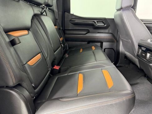 Used 2024 GMC Sierra 1500 AT4 w/ AT4 Carbonpro Edition image 27