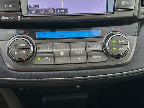 Used 2015 Toyota RAV4 XLE FWD image 18