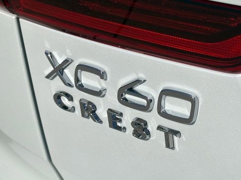 New 2026 Volvo XC60 B5 Plus w/ Protection Package Premier AWD/4WD image 7