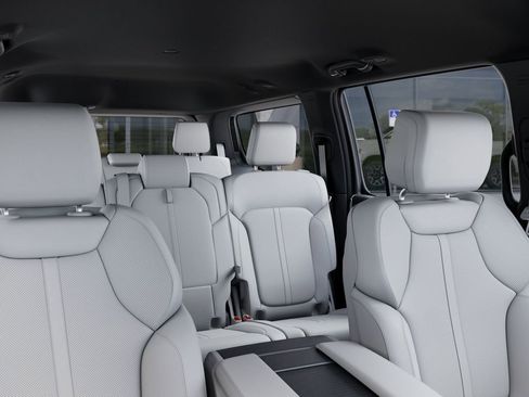 New 2026 Jeep Grand Wagoneer Limited AWD/4WD image 26