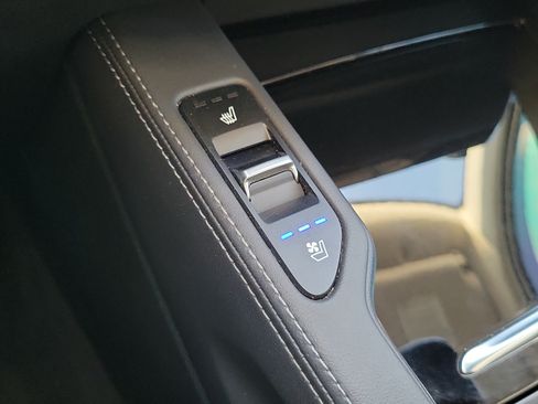 Certified 2022 Kia Telluride EX w/ EX Premium Package FWD image 36