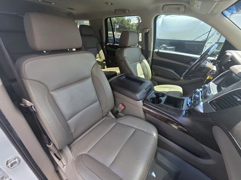 Used 2018 Chevrolet Tahoe LT RWD image 34
