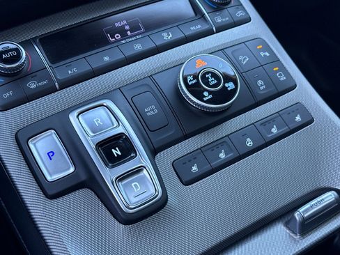 Used 2021 Hyundai Palisade Limited image 25