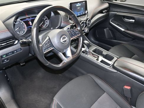 Used 2025 Nissan Sentra SR w/ Midnight Edition FWD image 16