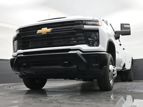 Used 2026 Chevrolet Silverado 3500 W/T AWD/4WD image 26