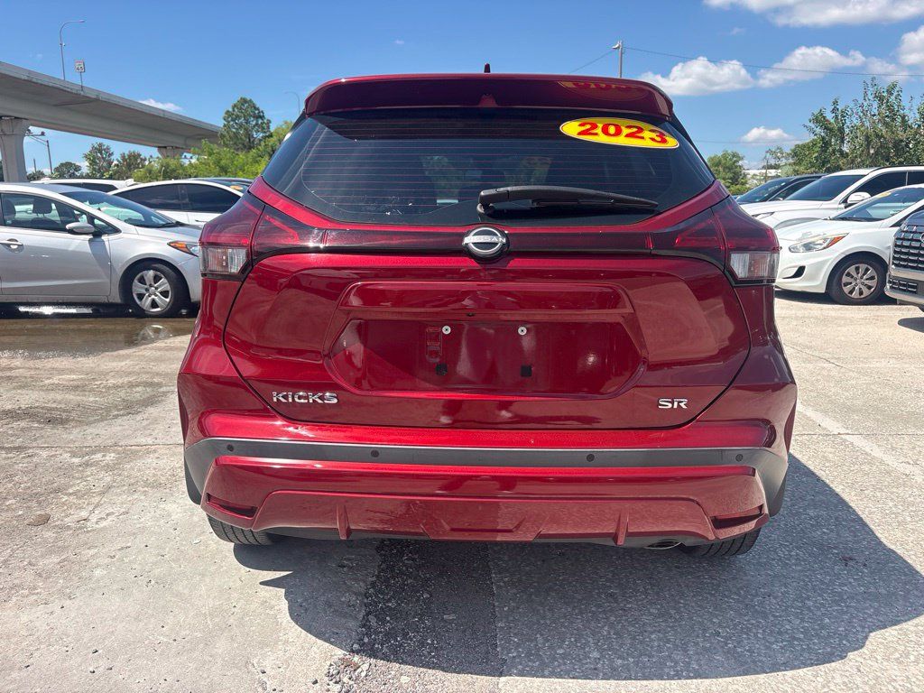 Used 2023 Nissan Kicks SR FWD image 4