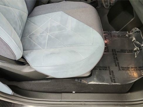 Used 2025 BMW iX xDrive50 image 23