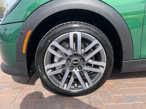 Used 2026 MINI Cooper 4-Door Hardtop FWD image 22