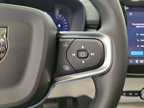 New 2026 Volvo XC40 B5 Ultra w/ Protection Package Premier AWD/4WD image 25