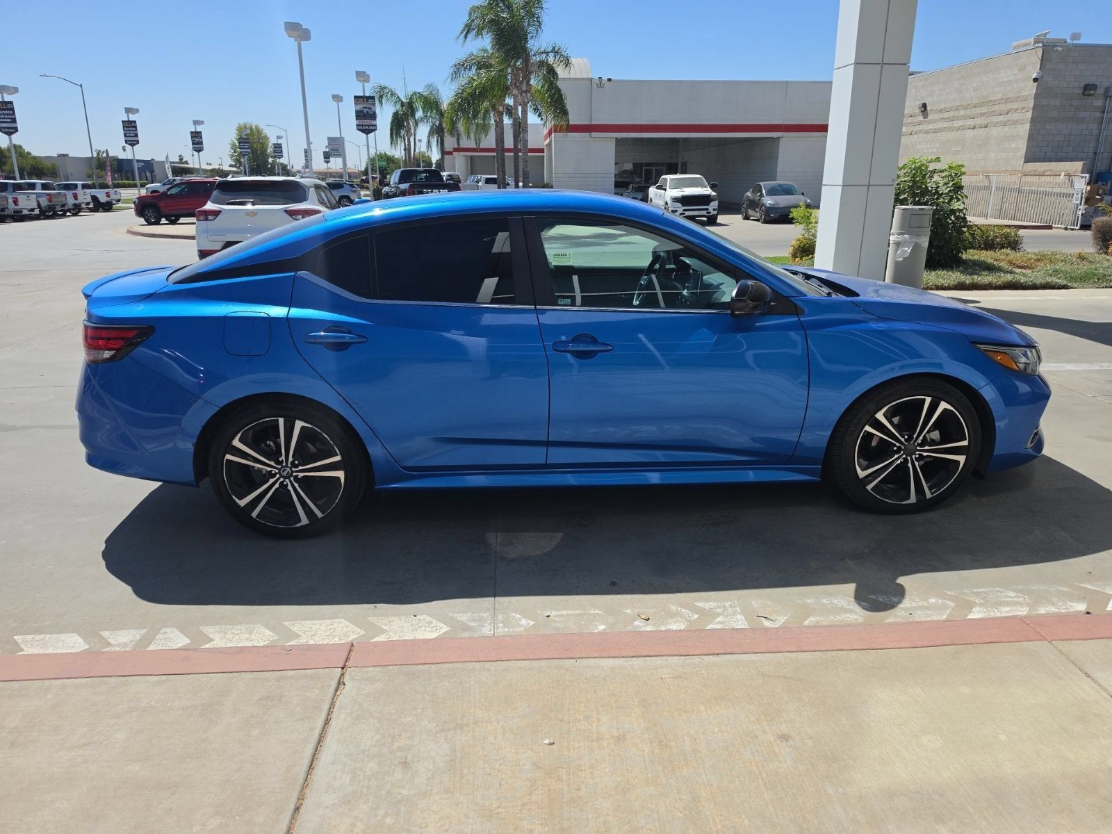 Used 2021 Nissan Sentra SR FWD image 3