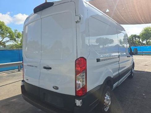 Used 2023 Ford Transit 250 Medium Roof AWD w/ Load Area Protection Package image 4