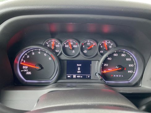 Used 2025 Chevrolet Silverado 1500 W/T w/ WT Value Package image 21