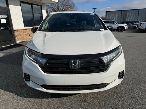 Used 2024 Honda Odyssey Sport image 9