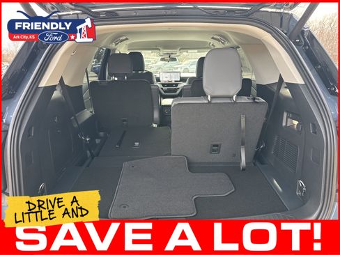 New 2026 Ford Explorer Active w/ Active Comfort Package AWD/4WD image 15