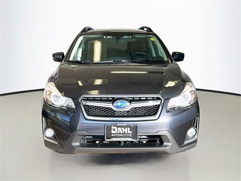 Used 2016 Subaru Crosstrek 2.0i Premium image 2