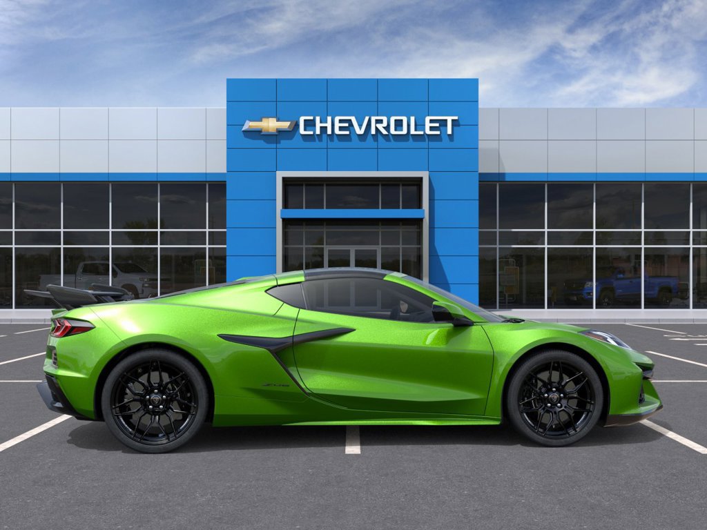 New 2027 Chevrolet Corvette Z06 RWD image 5