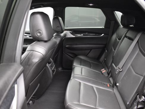 Used 2023 Cadillac XT5 Premium Luxury AWD/4WD image 11