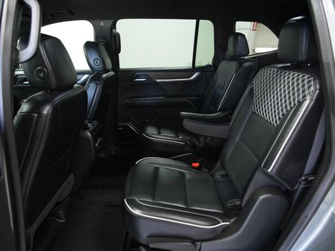 Used 2025 GMC Acadia Denali w/ LPO, Floor Liner Package AWD/4WD image 24
