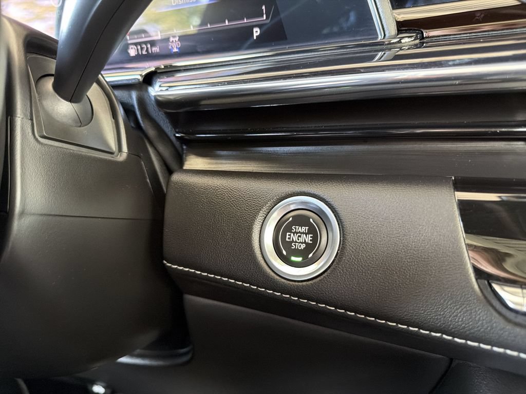 Certified 2023 Cadillac Escalade Sport w/ LPO, ONYX Package AWD/4WD image 18