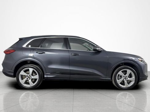 Used 2025 Audi Q5 Premium Plus w/ Premium Plus AWD/4WD image 6