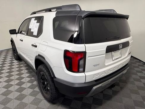 Used 2026 Honda Passport TrailSport Elite image 5