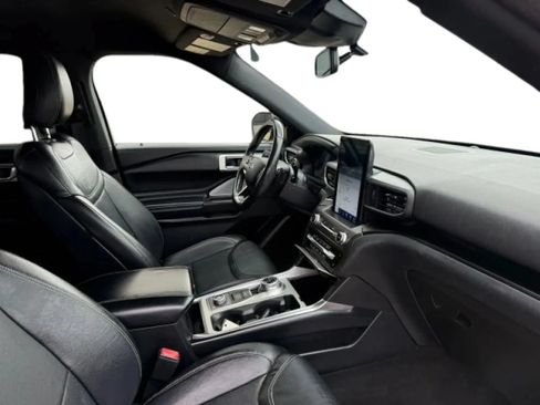 Used 2020 Ford Explorer ST w/ Premium Technology Package AWD/4WD image 18