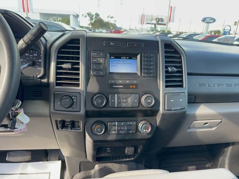 Certified 2021 Ford F250 XL w/ Power Equipment Group image 23