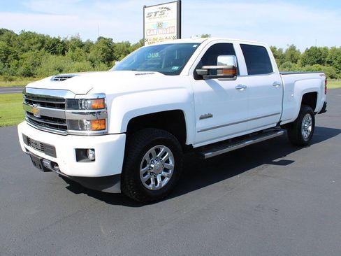 Used 2019 Chevrolet Silverado 3500 High Country w/ Duramax Plus Package AWD/4WD image 2