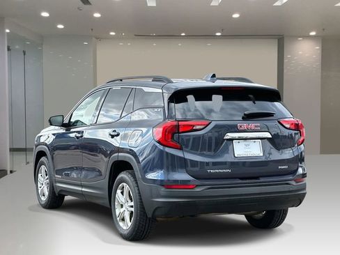 Used 2019 GMC Terrain SLE w/ Driver Convenience Package AWD/4WD image 3