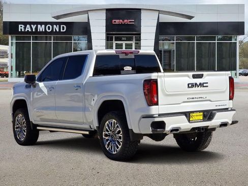 Used 2024 GMC Sierra 1500 Denali Ultimate image 6