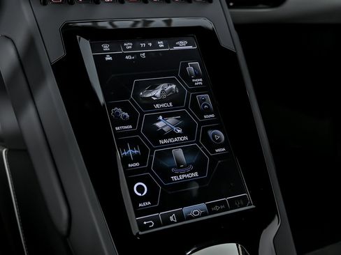 Used 2023 Lamborghini Huracan Tecnica image 37