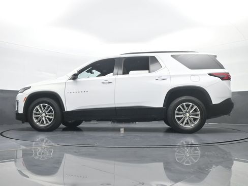 Used 2023 Chevrolet Traverse LT image 60