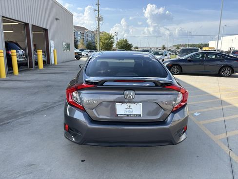 Certified 2017 Honda Civic LX image 6