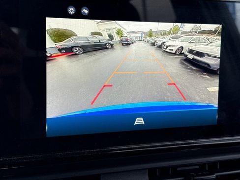 Certified 2024 Honda Prologue EX image 23