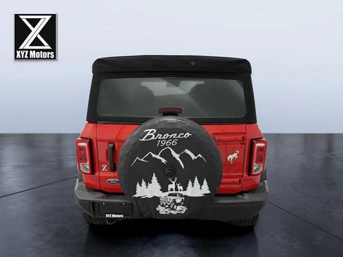 Used 2022 Ford Bronco Black Diamond image 6