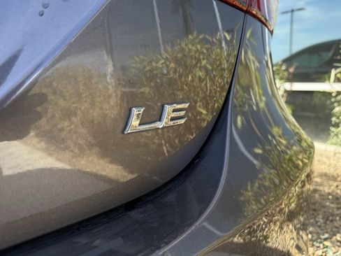 Used 2022 Toyota Camry LE image 25