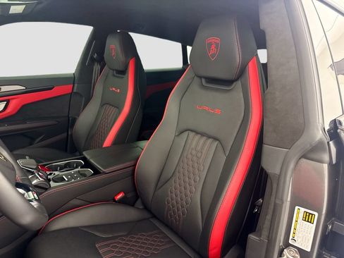 Used 2024 Lamborghini Urus S AWD/4WD image 22