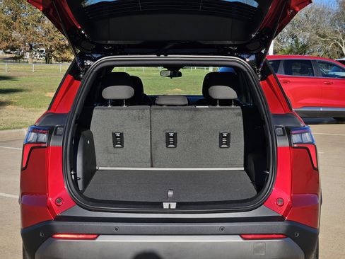 New 2026 Chevrolet Equinox LT image 6