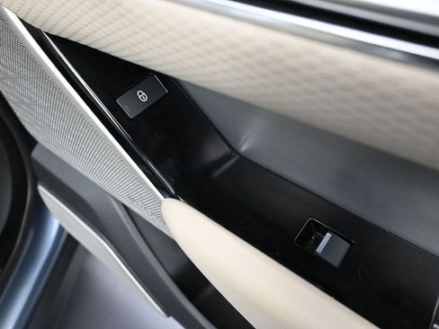 Used 2020 Land Rover Range Rover Velar R-Dynamic S image 49