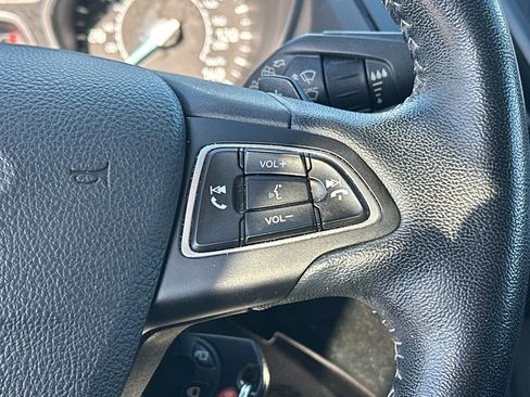 Used 2017 Ford Escape SE w/ Equipment Group 201A image 15