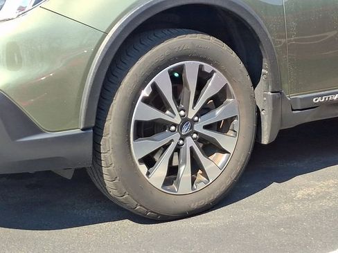 Used 2016 Subaru Outback 2.5i Limited image 4