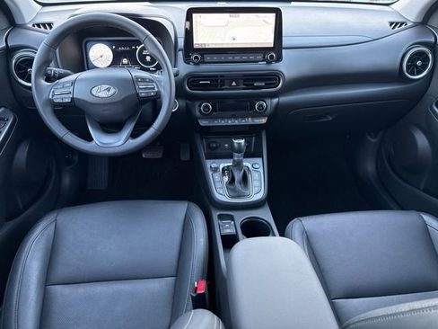 Used 2022 Hyundai Kona Limited image 4